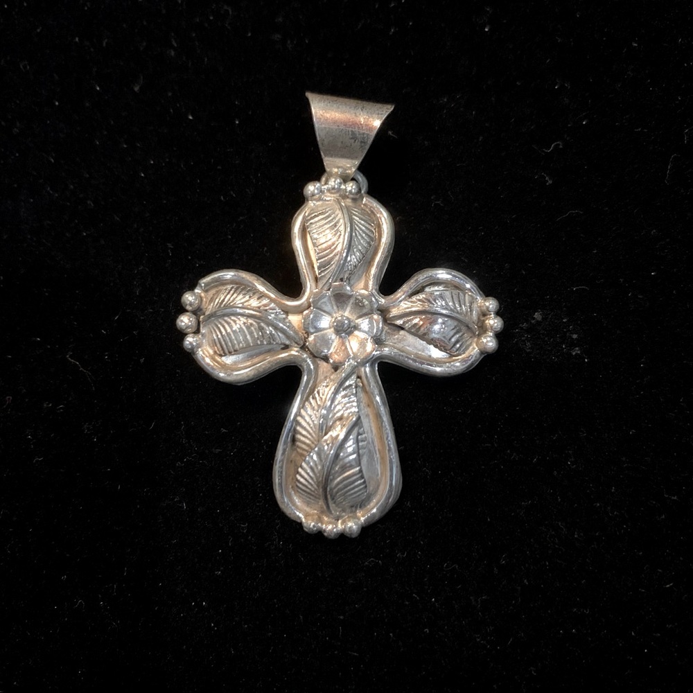 Silver Cross pendant